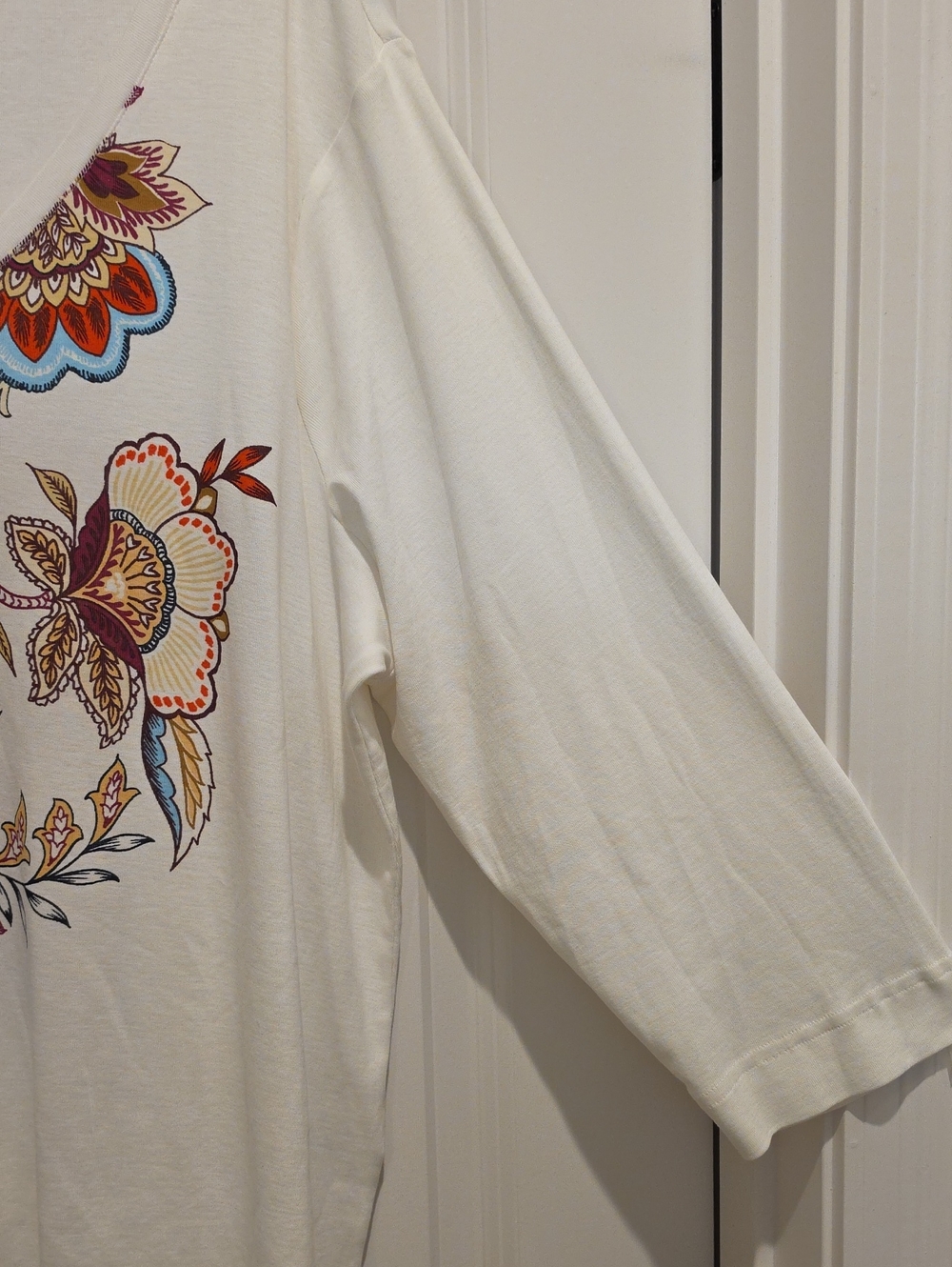 NWOT Chico's Paisley Floral Paisley V-Neck Tunic Size 4 - Picture 5 of 6